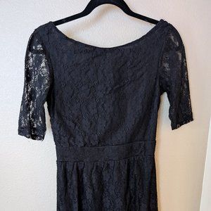 Backless black lace 3/4 sleeve dress